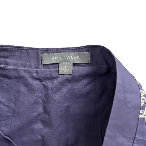 Ann Taylor Skirt with Embroidery Size 8 - Image 6