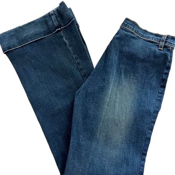 Arden B Flare Jeans - size 8 - Image 1