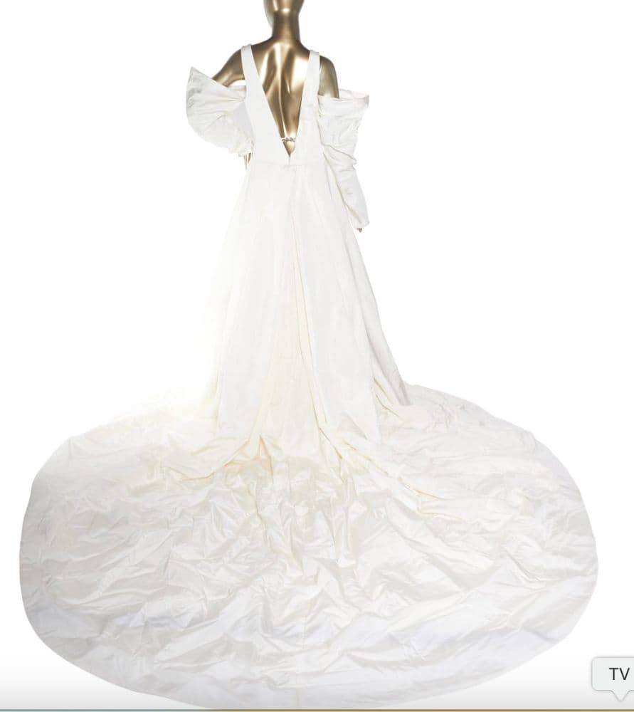 Cream Chiffon Cold-Shoulder Wedding Dress - Image 6