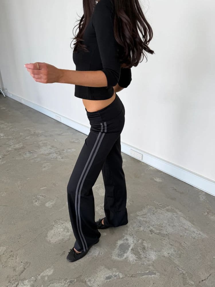 Other Normal Signature Pant - Black - Image 2