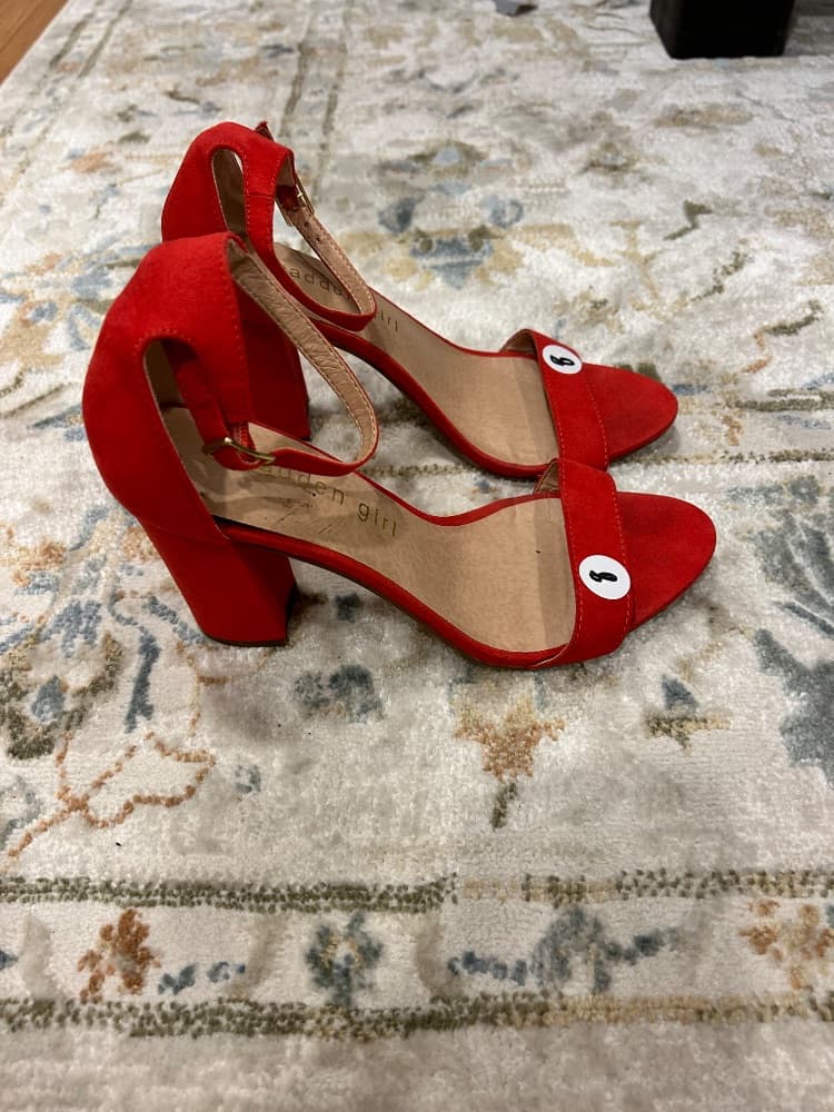 Madden Girl Classic Red Block Heels - Image 2