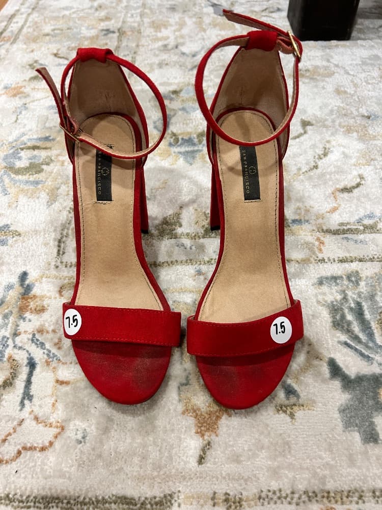 Gorgeous Crimson Block Heels! - Image 1