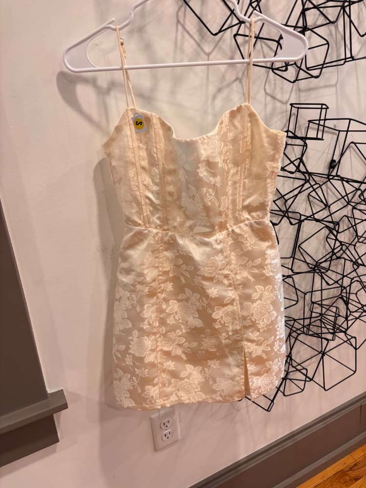 Lucy in the Sky floral cream mini dress - Image 1