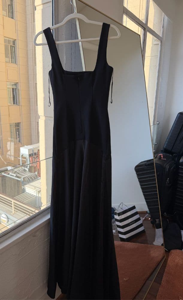 L'Academie Sidney Gown REVOLVE - Image 5