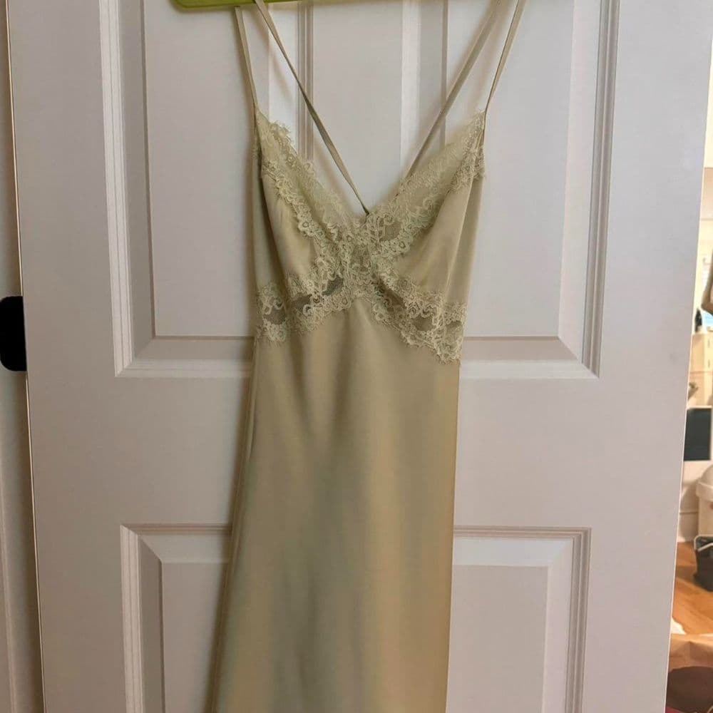 Princess Polly Women's Green Dress - Image 3