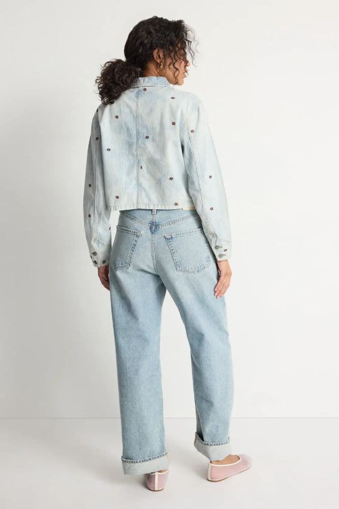Cropped Light Denim Jacket - Image 2