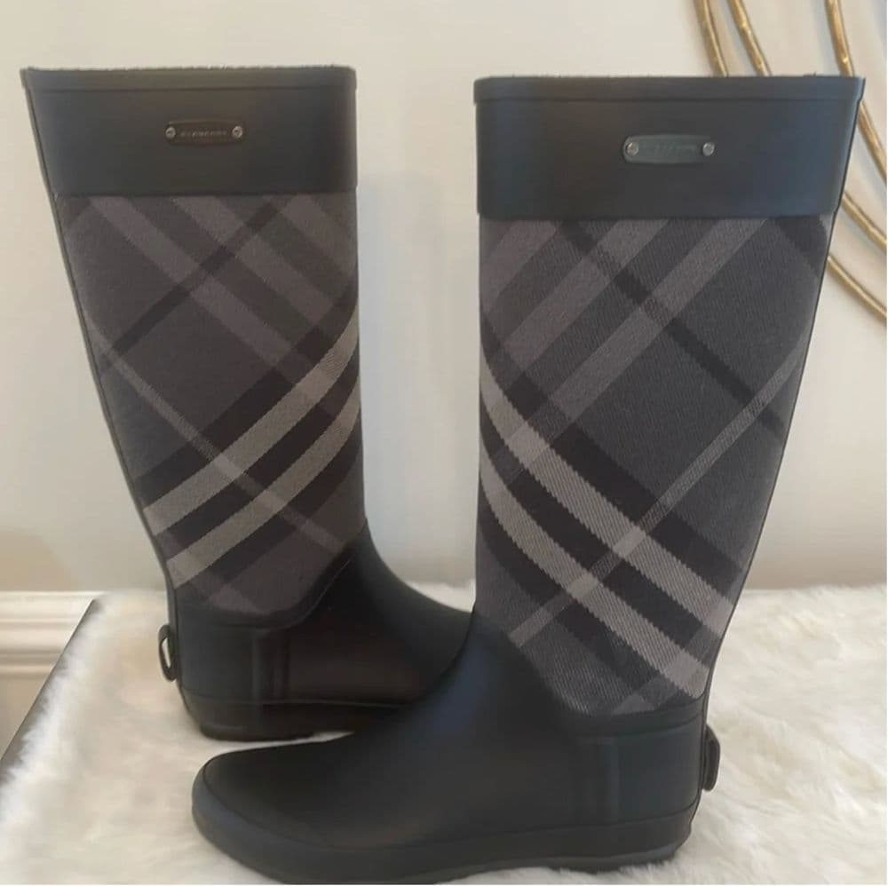 Burberry Rain Boots - Image 3