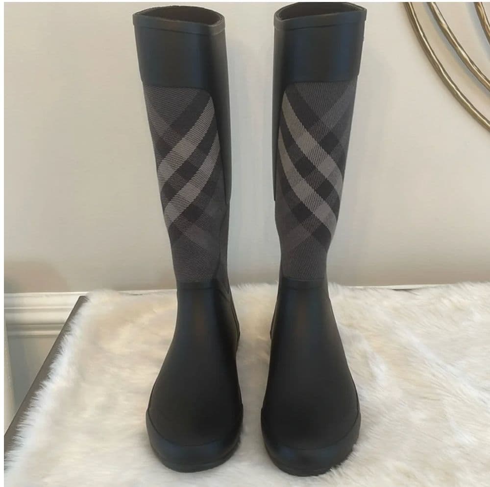 Burberry Rain Boots - Image 2