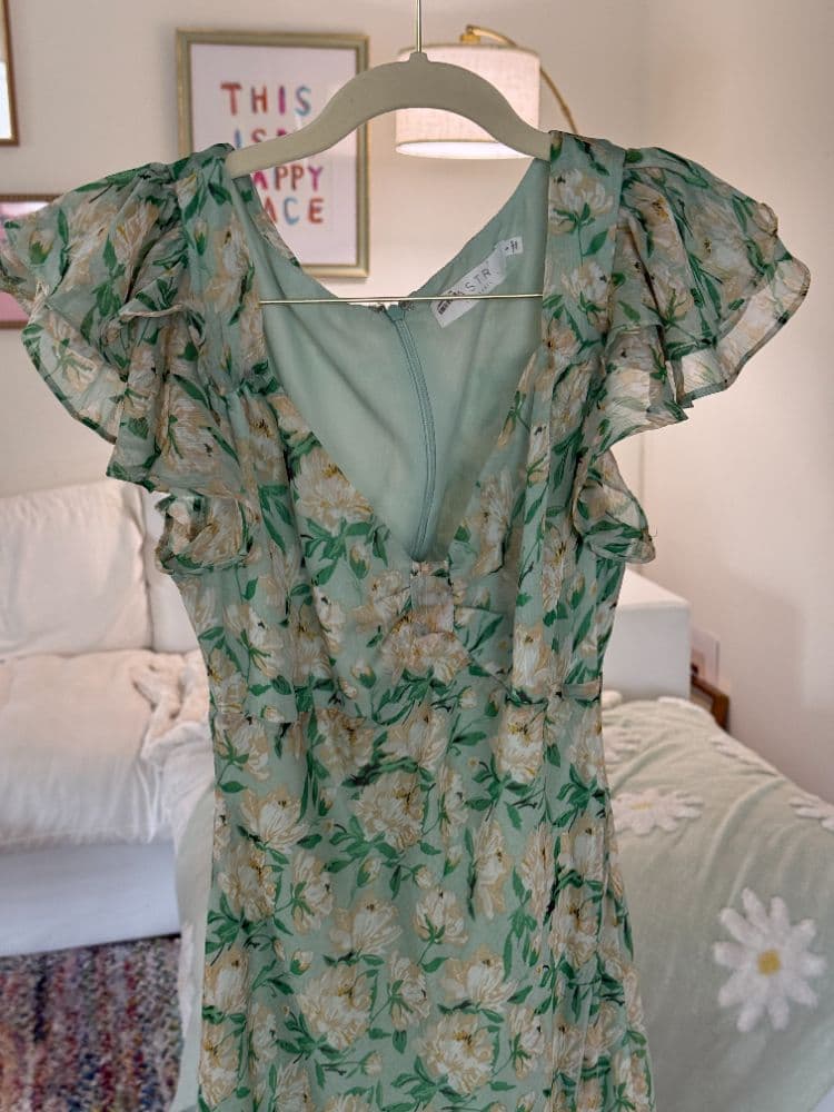 Green floral cap sleeve long ASTR dress - Image 6