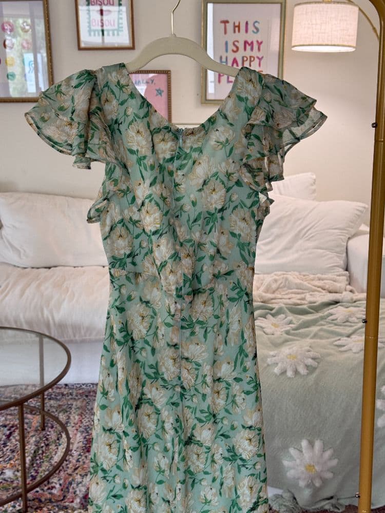 Green floral cap sleeve long ASTR dress - Image 2