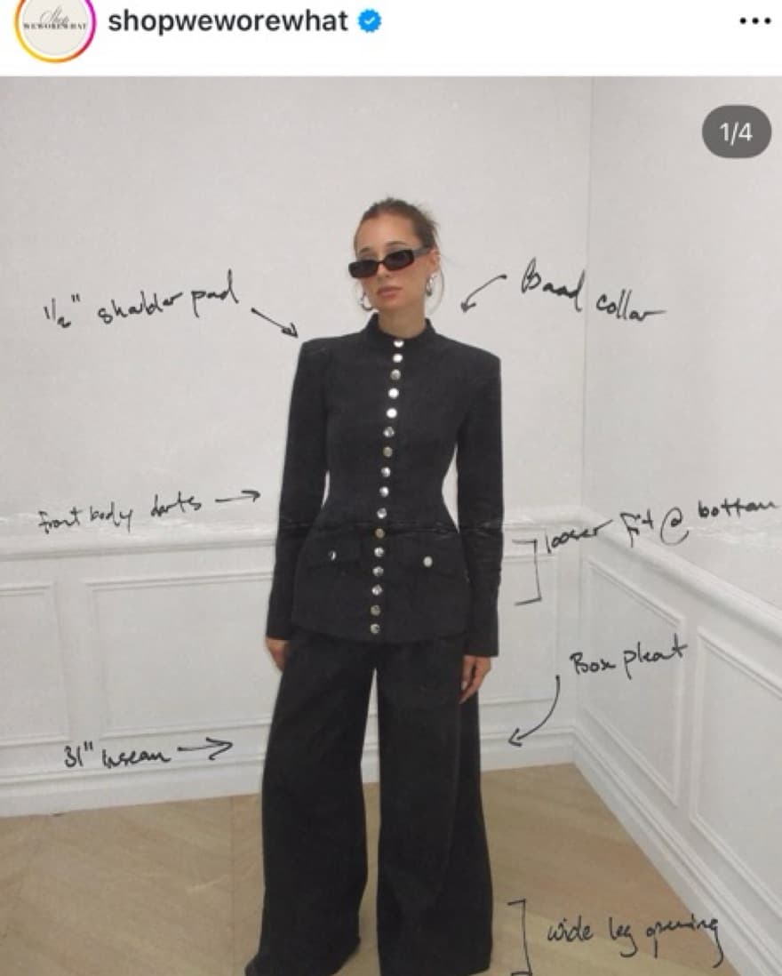 Sleek Black Buttoned Coat - Image 3