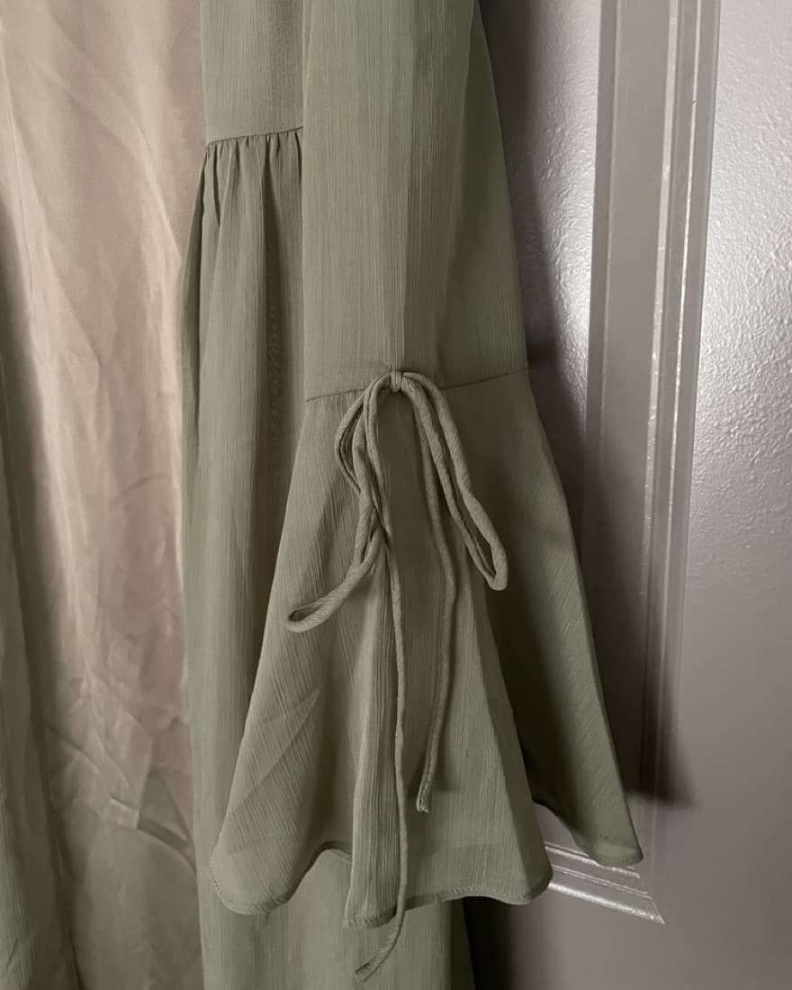 ELAA Sofia Abaya Set in Olive  - Image 5