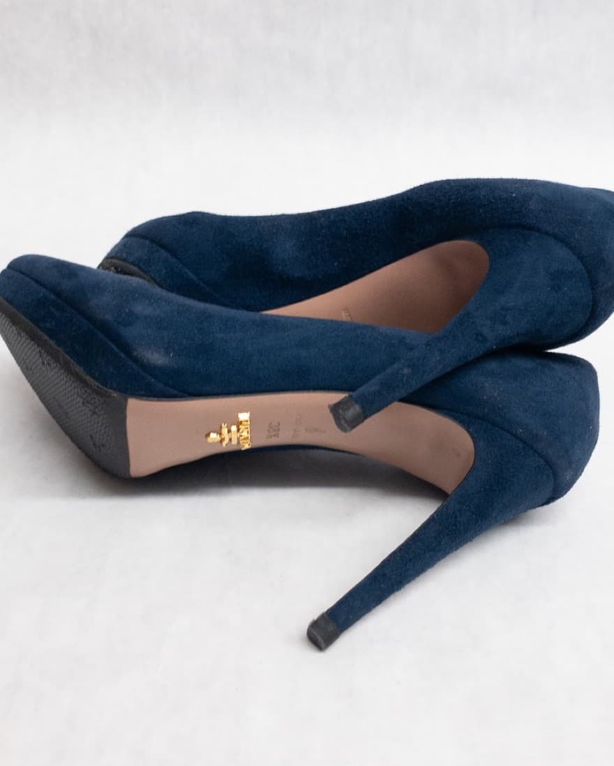 Prada Navy Blue Suede Pumps. Size 8.5 - Image 3