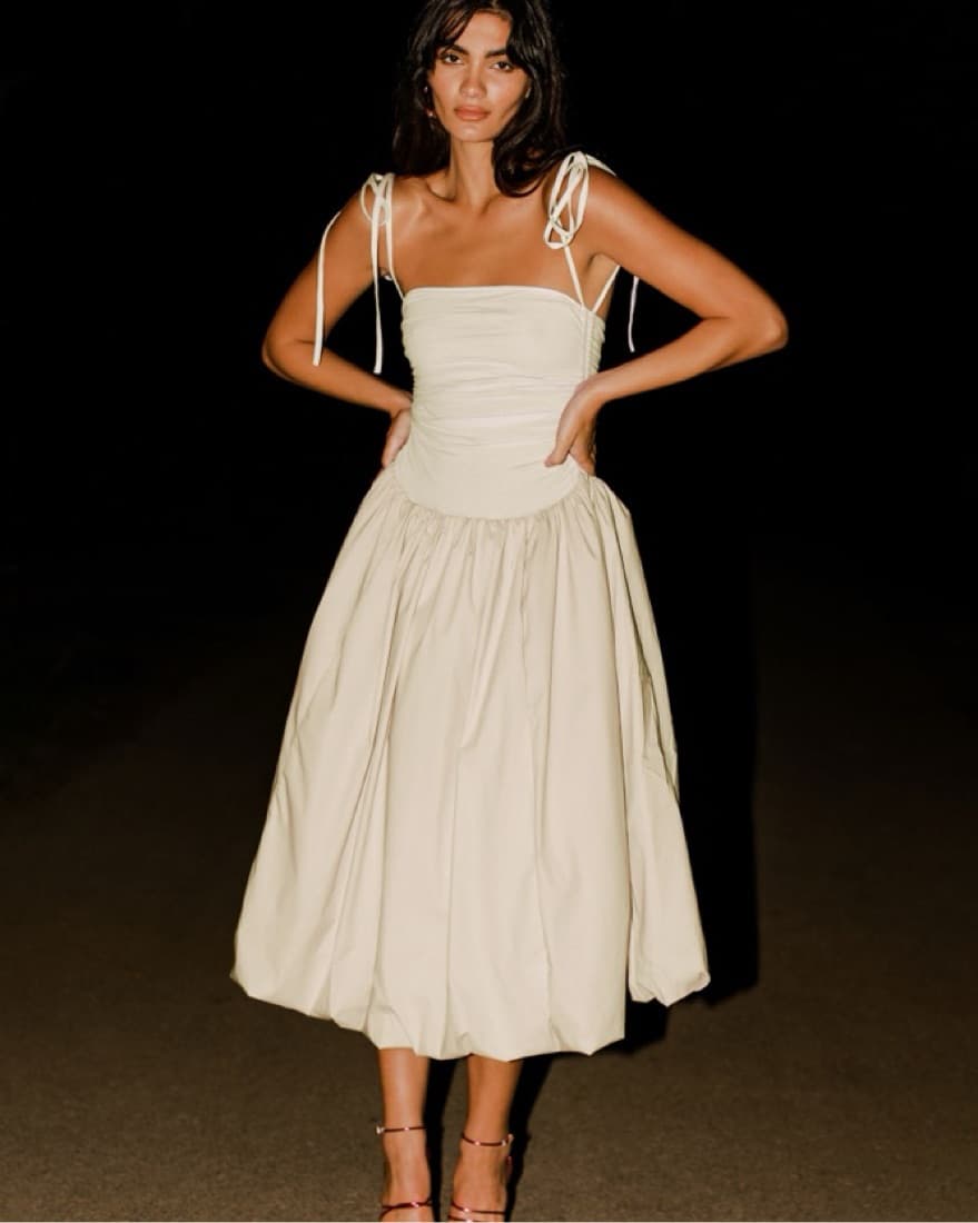 amy lynn alexa puffball midi in milk - Image 3