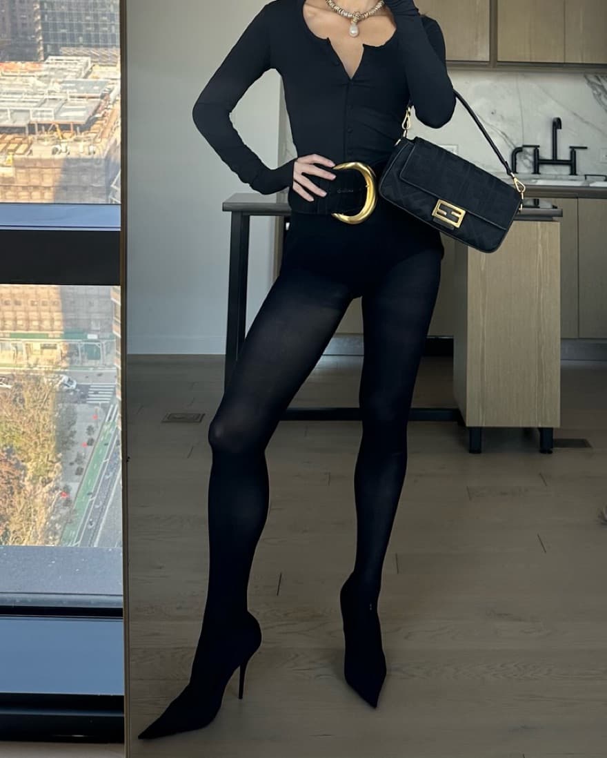 Black/Gold Waist Belt - Image 2