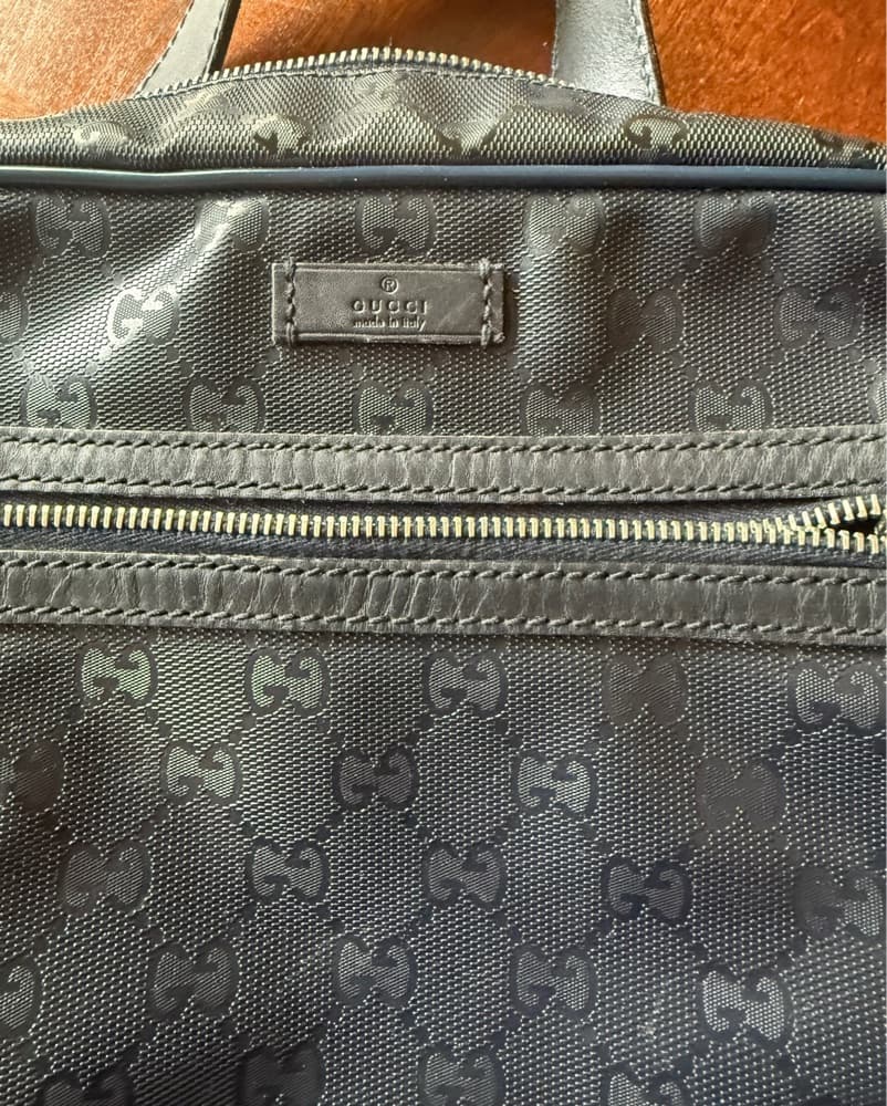Authentic Gucci  Designer Tote  - Image 2