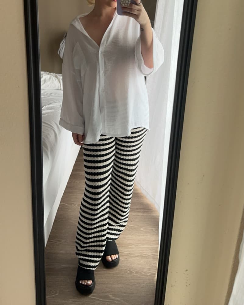 Black Stripe Textured Rib Flared Pants - Image 3
