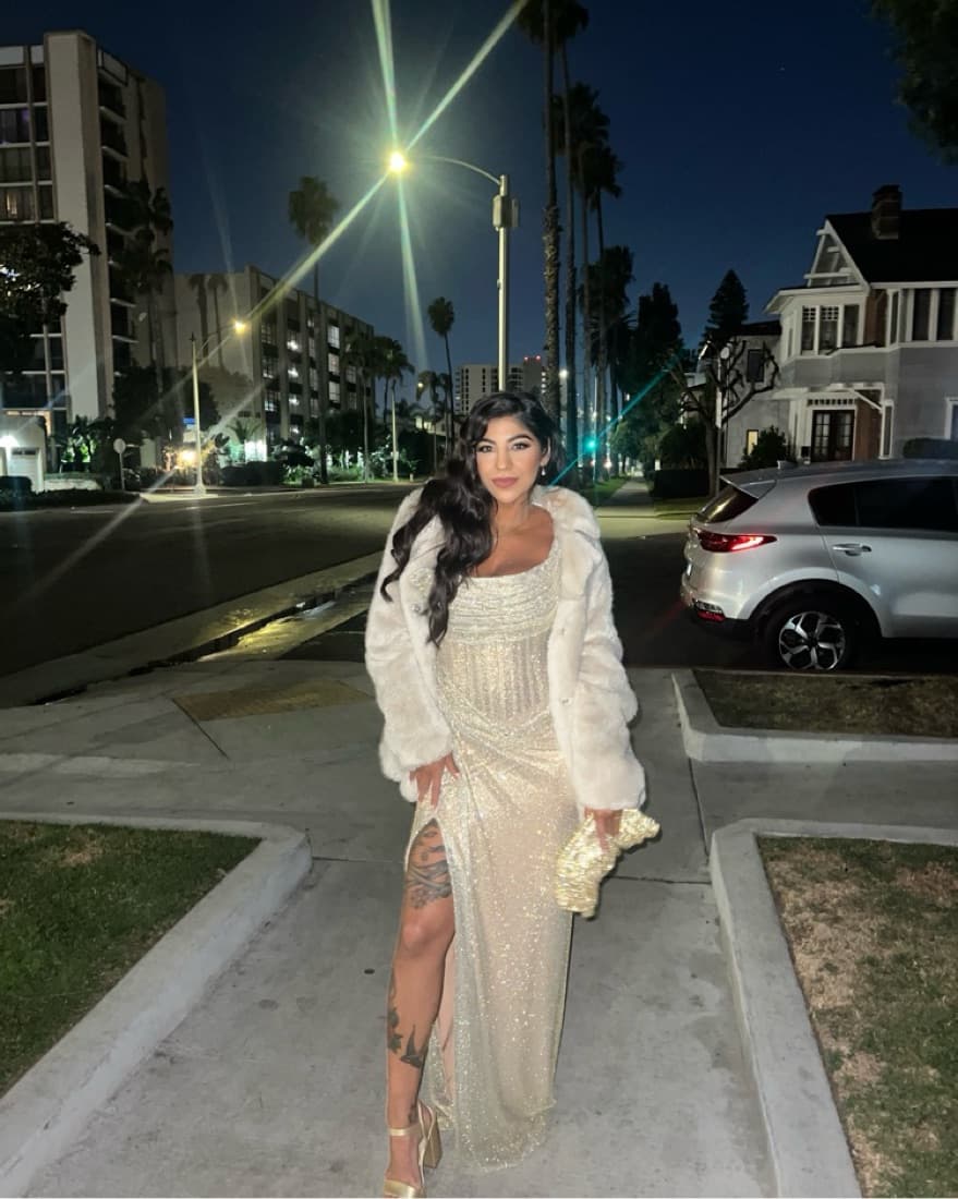 Formal Gold gown  - Image 3