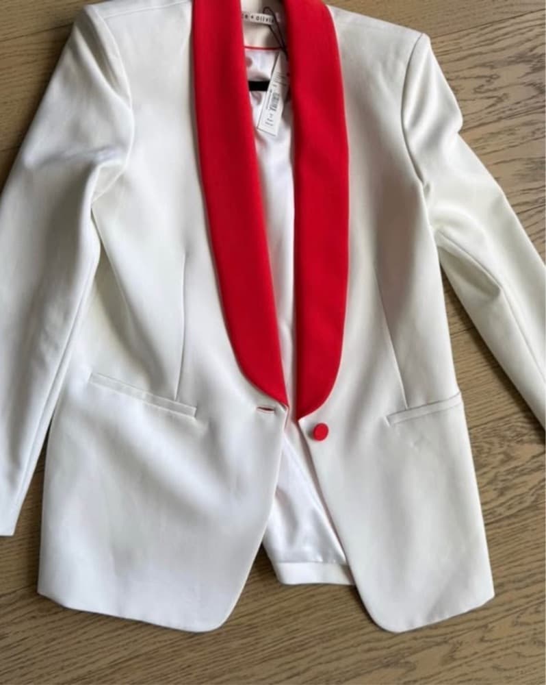 NWT Alice+Olivia White Blazer Red Trim - Image 5