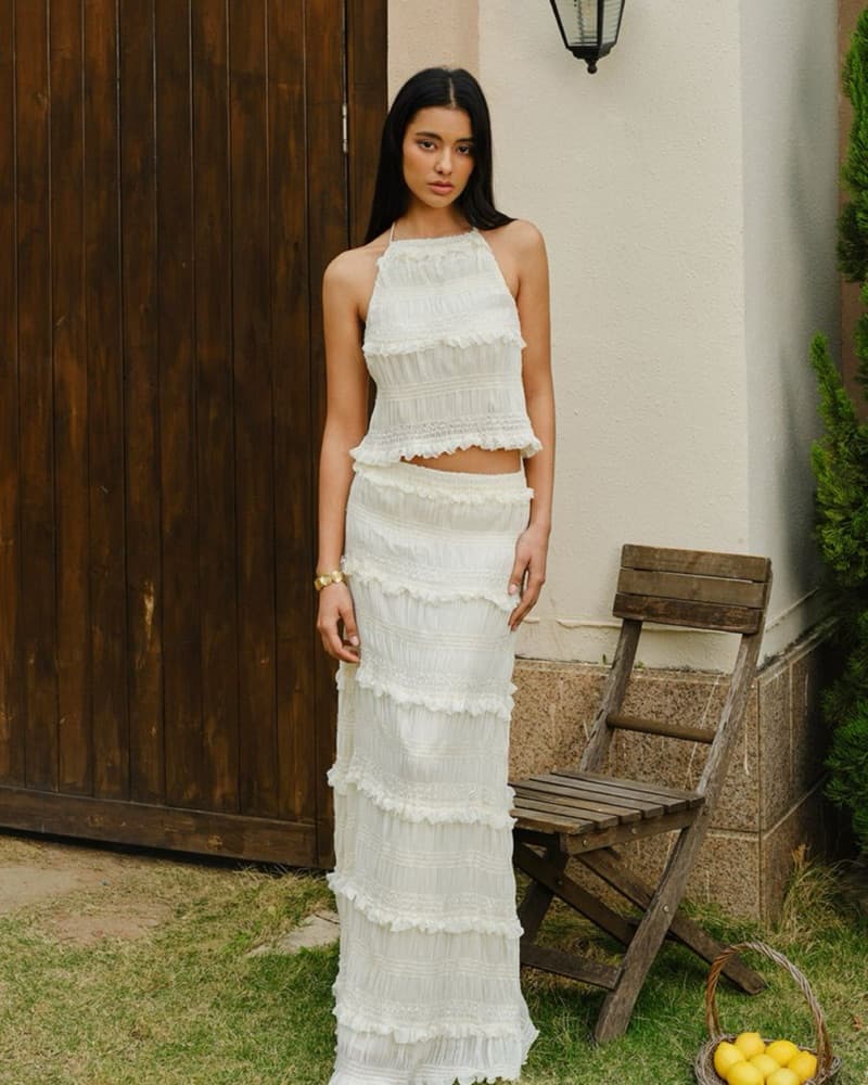 Off White Crop Top & Skirt Set - Image 1