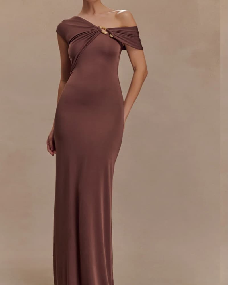 Elegant One-Shoulder Maxi Dress - Image 1