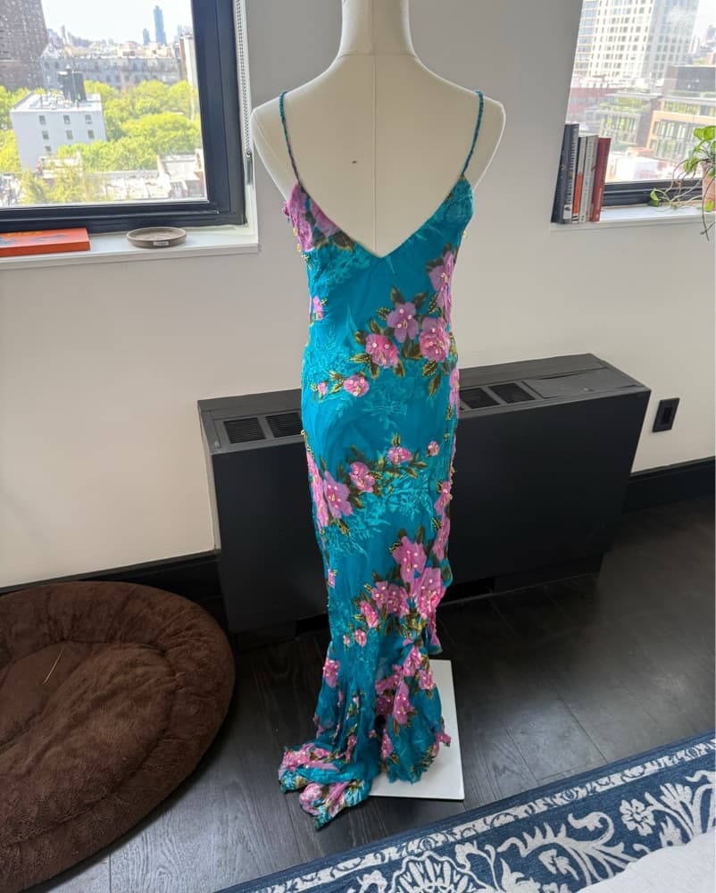 STUNNING VINTAGE SILK MAXI DRESS - Image 3
