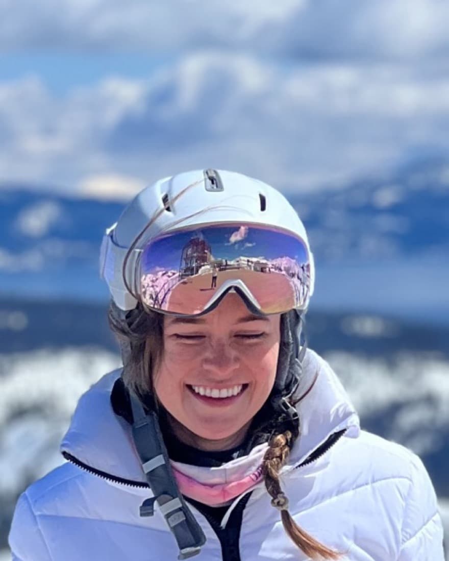 Giro Mips White Ski Helmet - Image 2