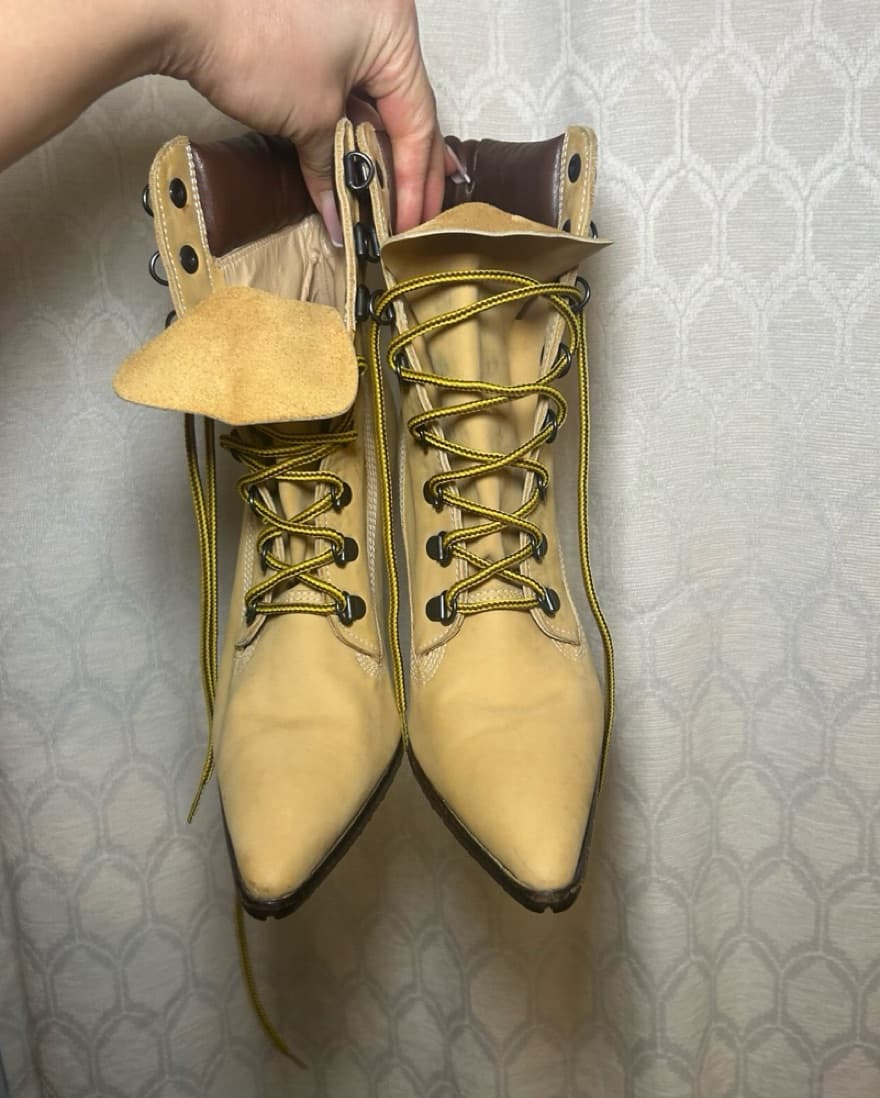 Manolo Blahnik Oklamod - Image 3