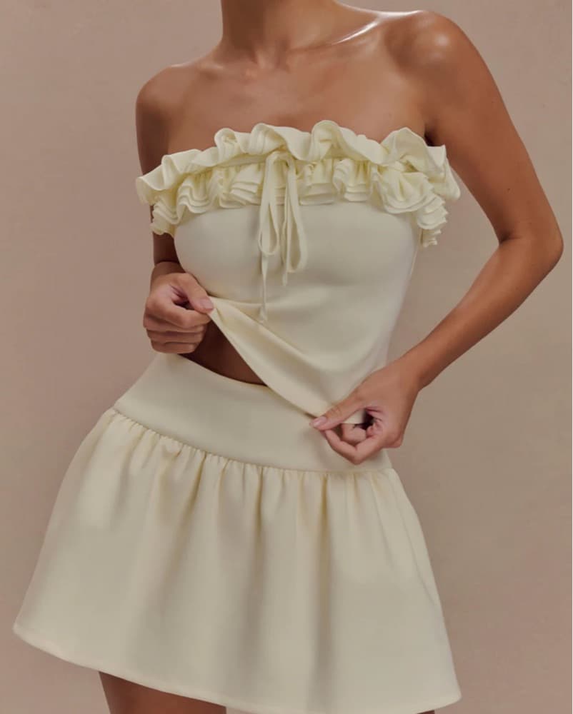 Elegant Ruffled Ivory Strapless Top - Image 6