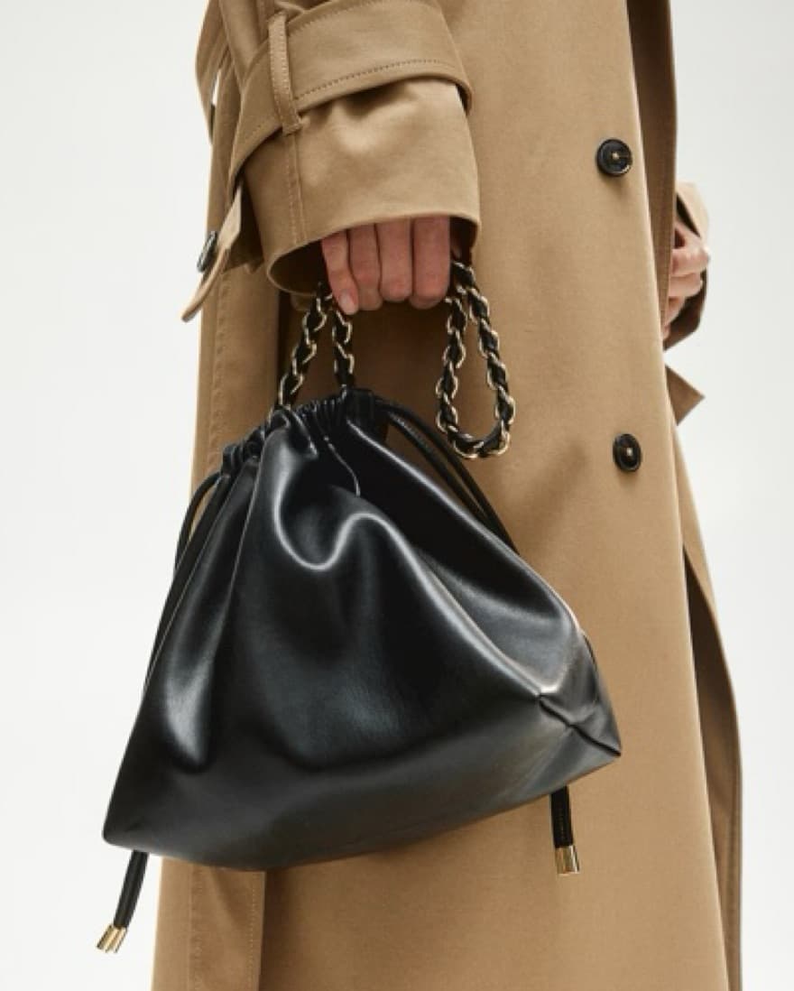 Black & Gold Bucket Bag - Image 1