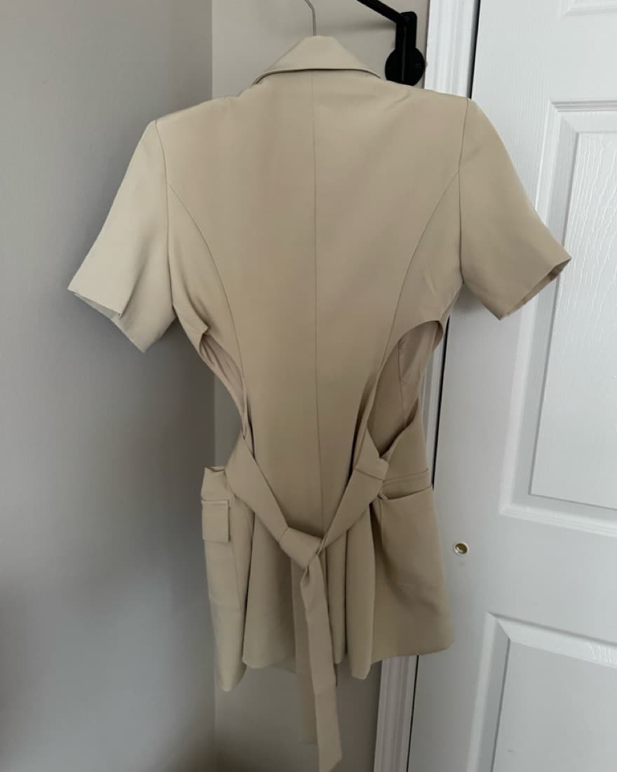 Blazer Dress With Side Slits - Image 6