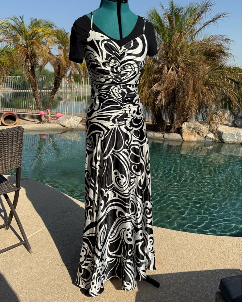 Vintage Jessica McClintock Gown - Image 1