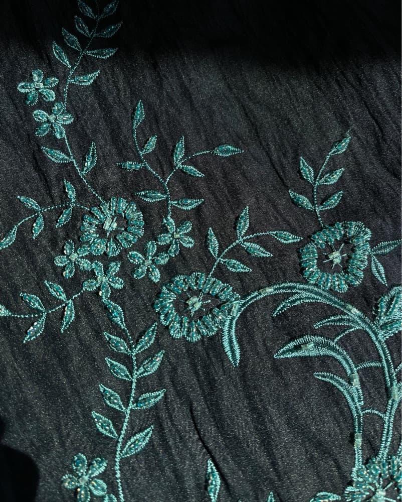 Elegant Embroidered Maxi Skirt - Image 3