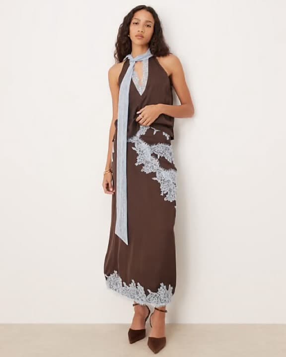 REVOLVE Lace Top & Skirt - Image 4