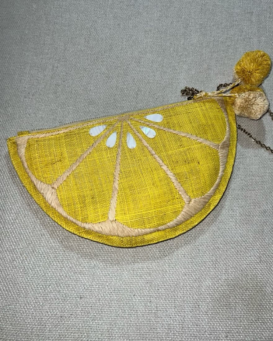Kayu Lemon Straw Clutch - Image 1