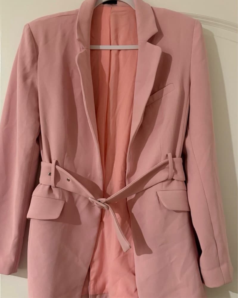 Chic Pink Belted Blazer - Image 2