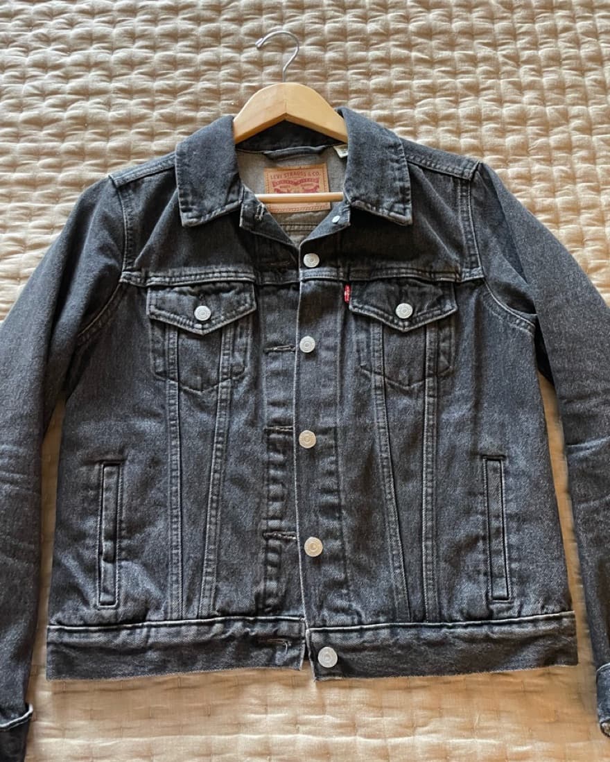 Levi’s Black Washed Denim Jacket - Image 3