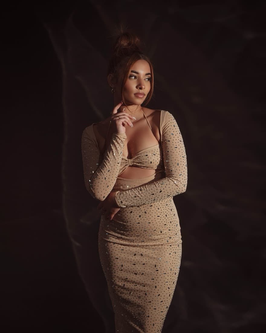 Starlet Scopped Neck Maxi Dress - Image 2
