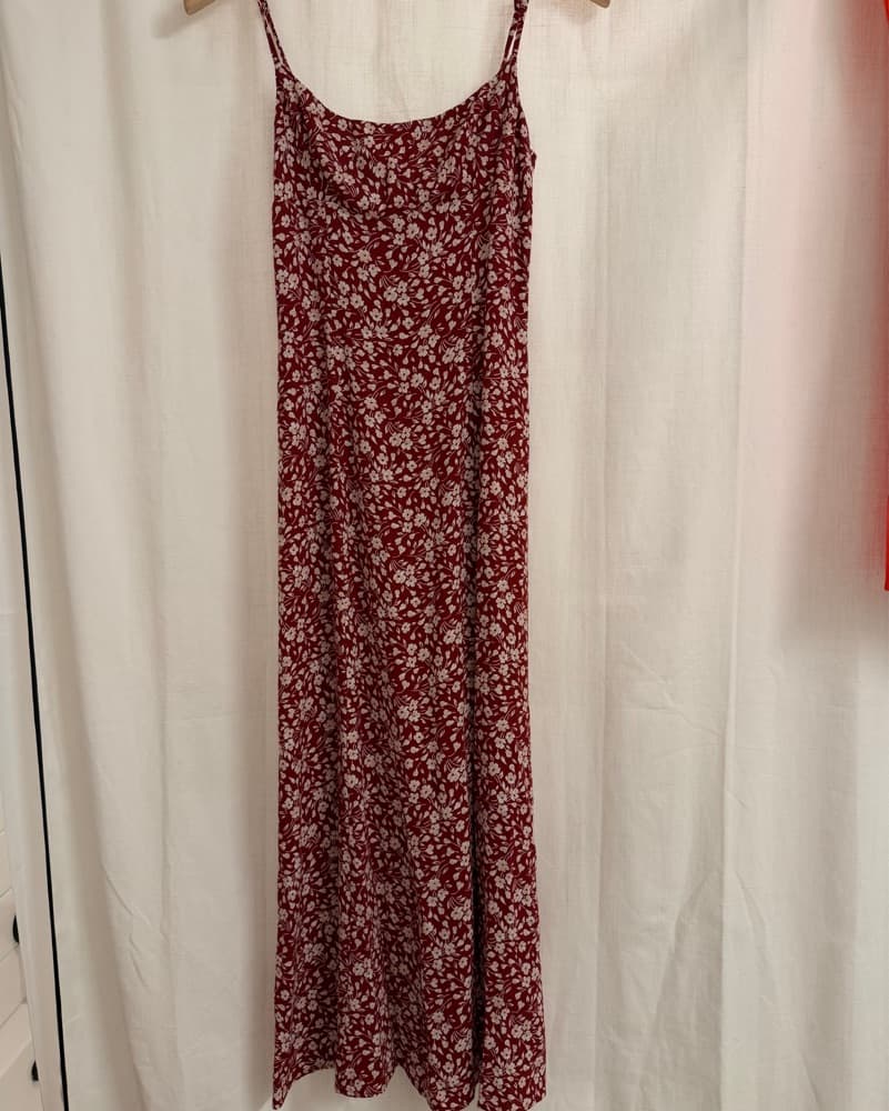 Reformation Liya Dress — Flower Girl (Red Floral) - Image 3