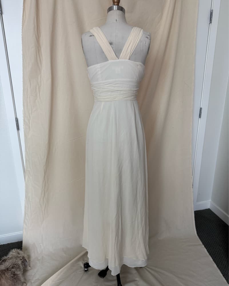 Elegant Silk Chiffon Empire Dress - Image 3