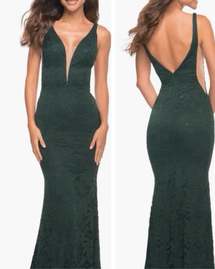 Emerald green mermaid cut prom dress - Image 1