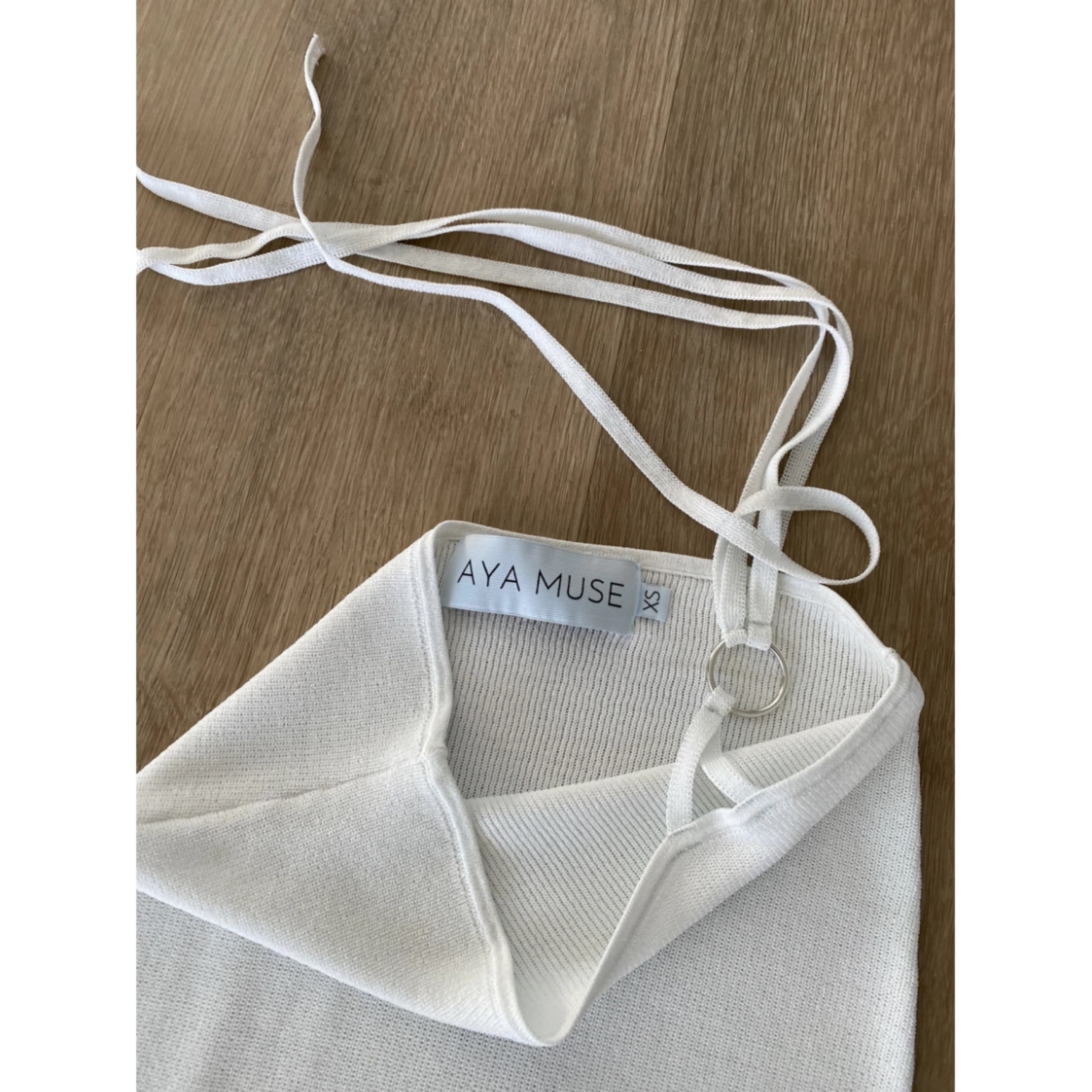 Aya Muse White Amalfi Set - Image 5