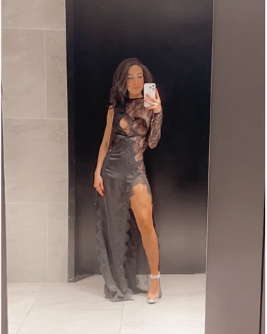 Black Lace Dress With Leg Slit - Image 5