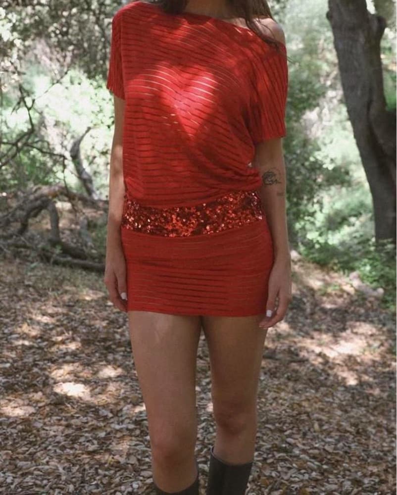  Red Off The Shoulder - Image 1