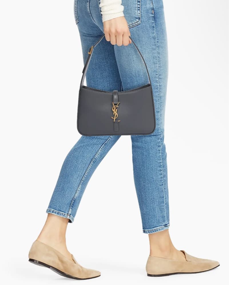 YSL Chic Black Leather Shoulder Bag - Image 2