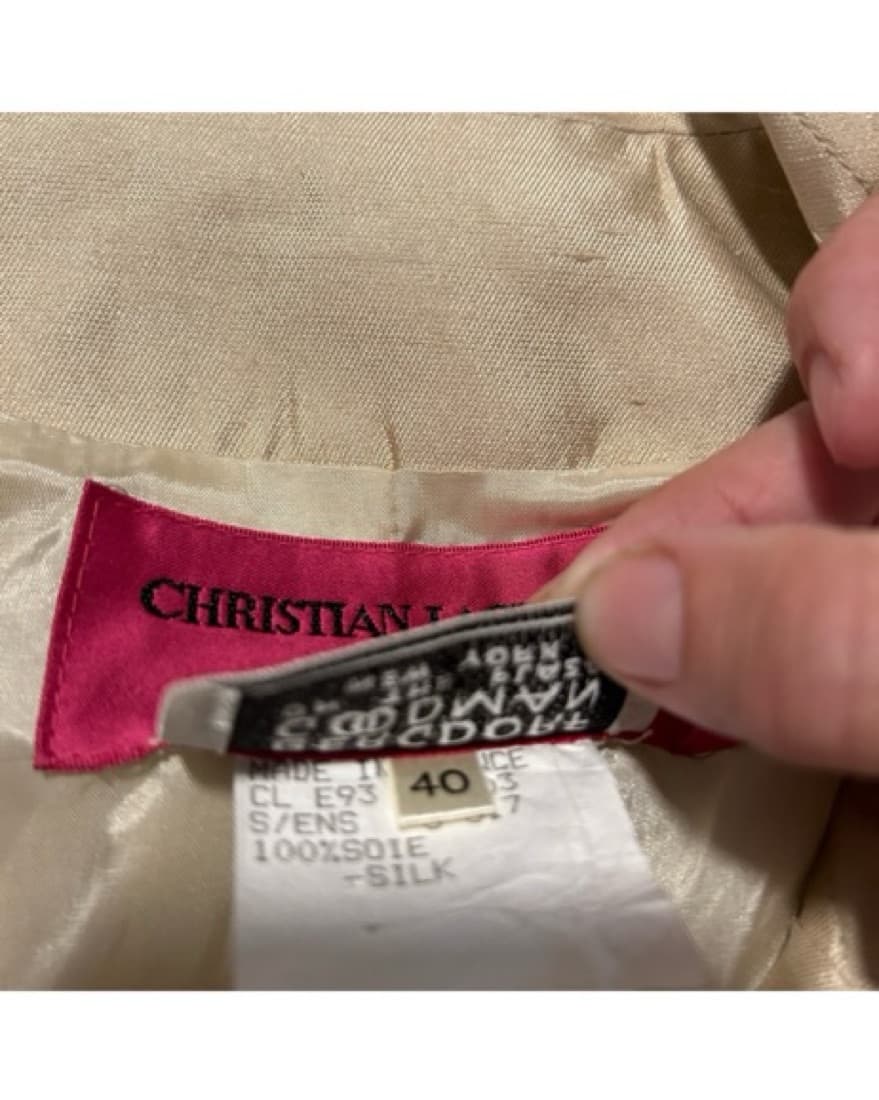 Elegant Beige Christian Lacroix Suit - Image 4
