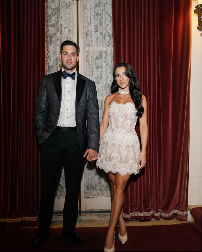 Elegant Lace Cocktail Dress - Image 2
