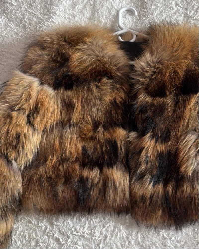 fur coat - Image 2
