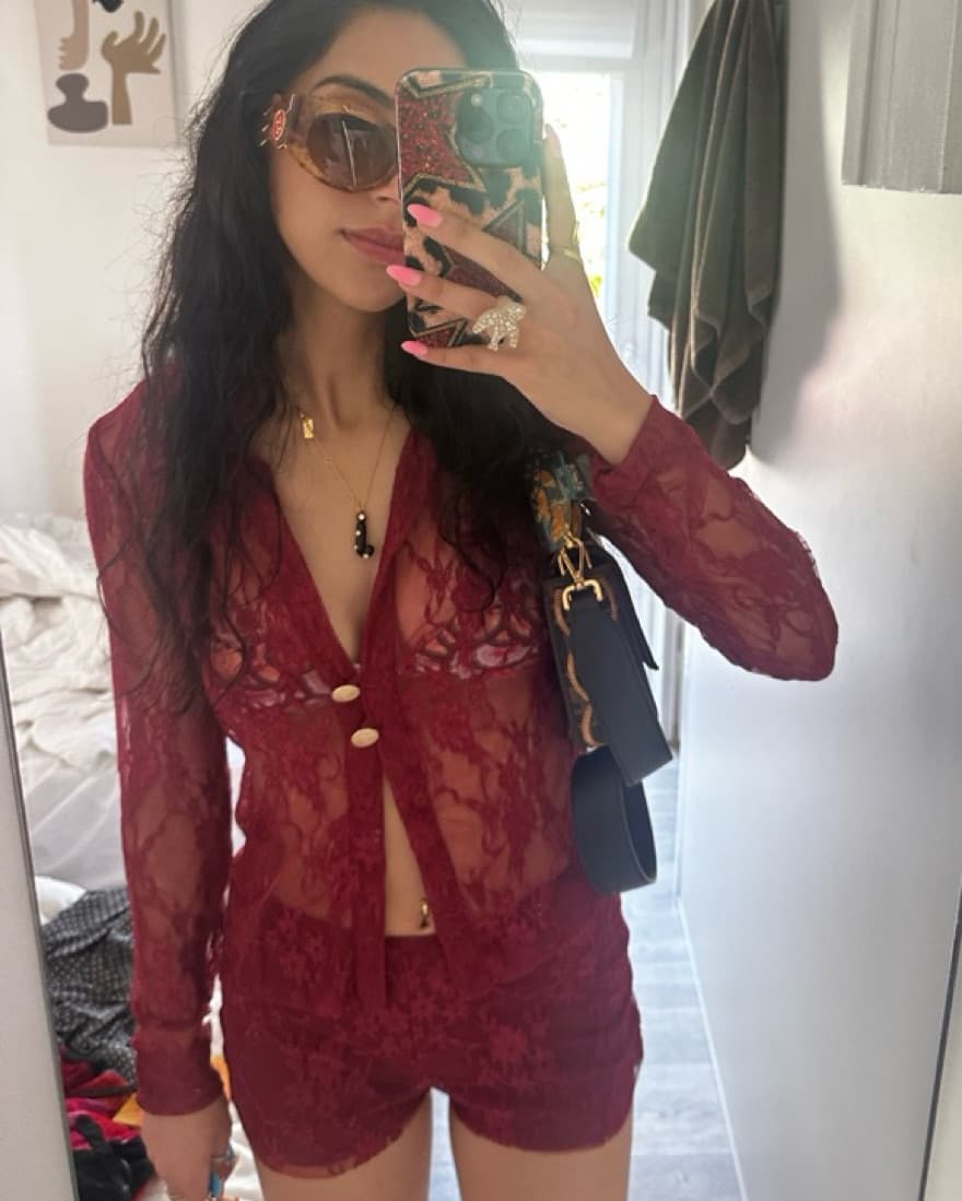 Revolve Red Lace Set - Image 2