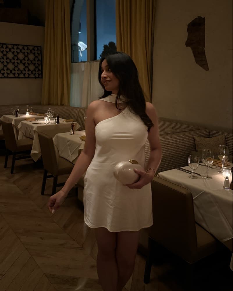 Elegant Halter White Mini Dress - Image 4